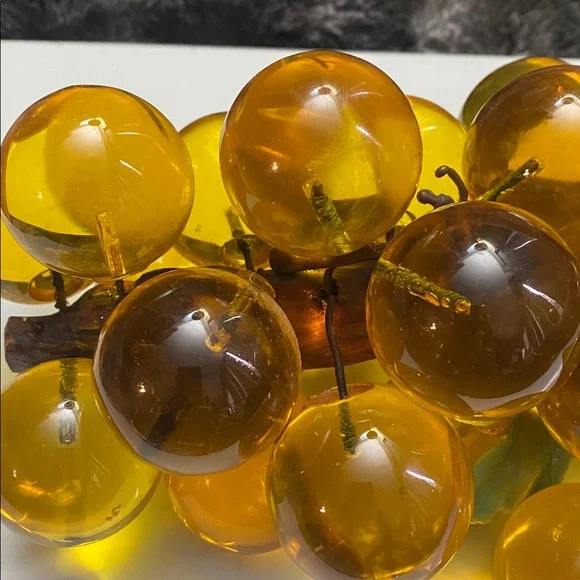 Vintage Amber/Yellow Glass Grape Cluster Decorative Accent - Picture 3 of 16